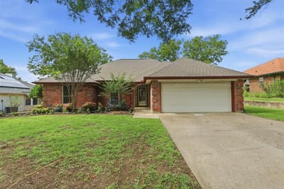 6713 N Park Drive, North Richland Hills TX 76182 - Photo 2