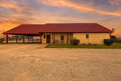 1590 Lawlis Lane, Sanger TX 76266