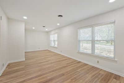 624 Hillview Drive, Hurst TX 76054 - Photo 5