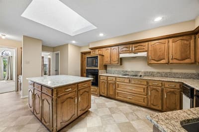 1913 Pecan Ridge Drive, Rowlett TX 75088 - Photo 4