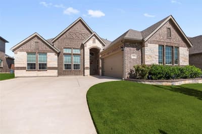 1215 Alderwood Drive, Justin TX 76247