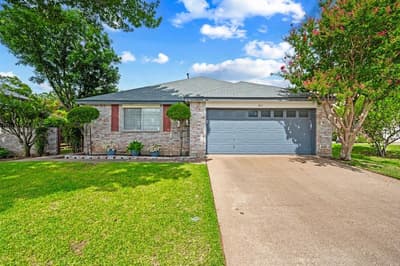 1812 Realistic Court, Bedford TX 76021