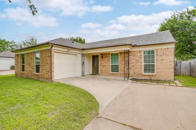7312 Strawberry Way, Fort Worth TX 76137