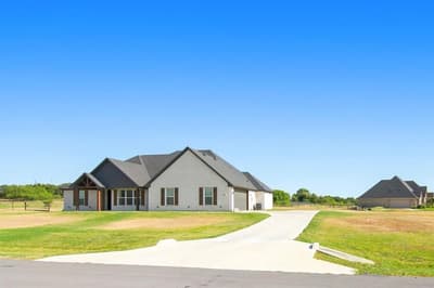 121 Friendship Way, Boyd TX 76023 - Photo 3