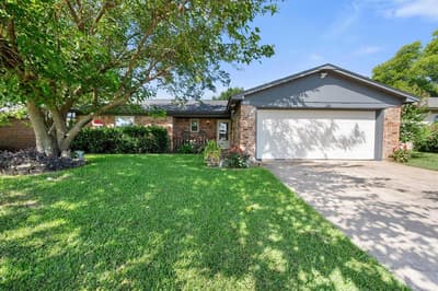 413 Linda Drive, Burleson TX 76028