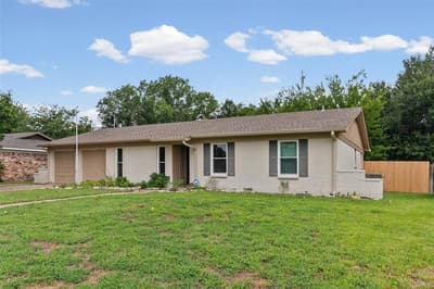1005 Keller Avenue, Benbrook TX 76126 - Photo 2