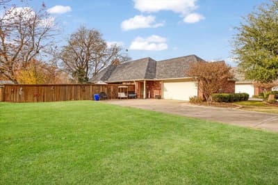 2700 Rex Cruse Drive, Sherman TX 75092