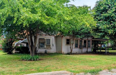 1000 N Morris Street, Gainesville TX 76240 - Photo 3