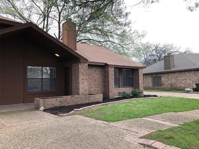 208 E Denton Drive, Euless TX 76039