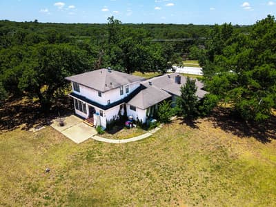709 Cooks Lane, Fort Worth TX 76120