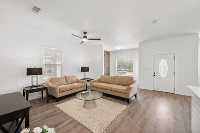 1027 W 2nd Avenue, Corsicana TX 75110 - Photo 5