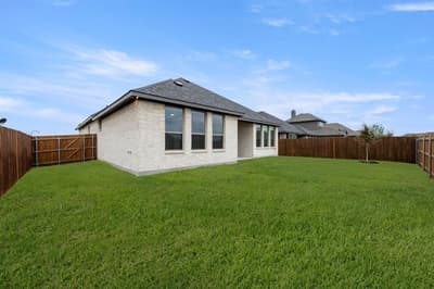 144 Trinity Street, Grandview TX 76050 - Photo 3