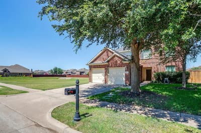 7004 Alcala, Grand Prairie TX 75054 - Photo 2
