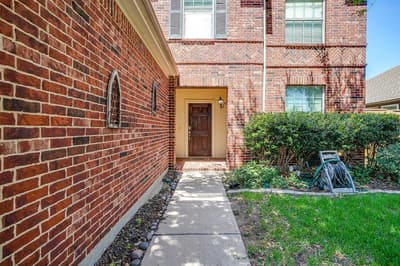 7004 Alcala, Grand Prairie TX 75054 - Photo 3