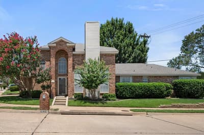 1239 Falcon Trail, Bedford TX 76021