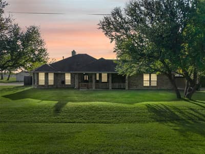 309 Josey Lane, Red Oak TX 75154