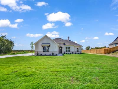 1012 Don Eve Court, Azle TX 76020 - Photo 2