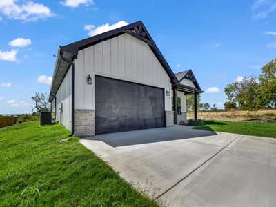 1004 Don Eve Court, Azle TX 76020 - Photo 5