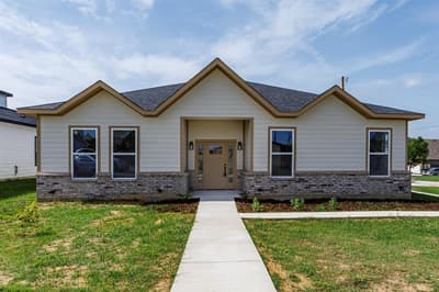 730 A D MOSLEY Street, Ferris TX 75125