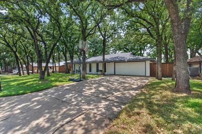 1317 W Redbud Drive, Hurst TX 76053 - Photo 3