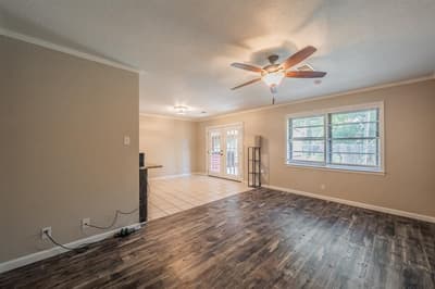 612 Bayless Drive, Euless TX 76040 - Photo 5