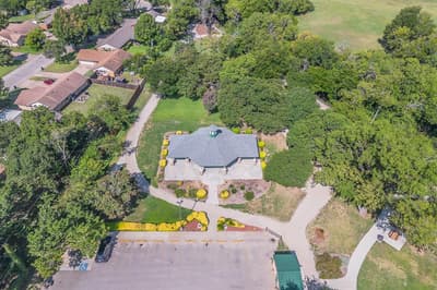612 Bayless Drive, Euless TX 76040 - Photo 4