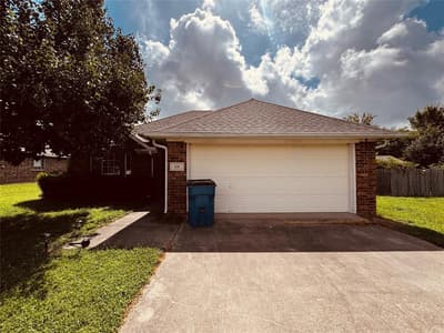 106 Oak Lane, Ladonia TX 75449