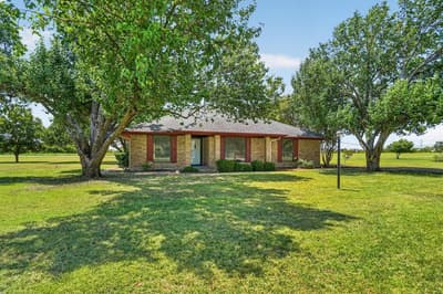 104 Royal Park Lane, Waxahachie TX 75165