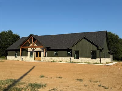 829 Private Road 44005, Blossom TX 75416