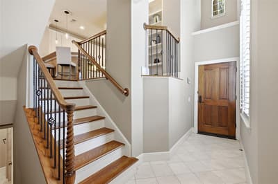 14891 Towne Lake Circle, Addison TX 75001 - Photo 4