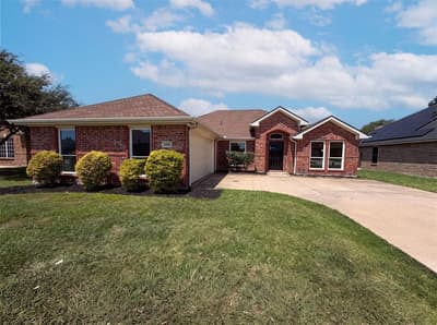 324 Cascade Drive, Red Oak TX 75154