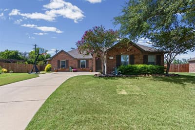 6401 Orange Blossom Drive, Midlothian TX 76065