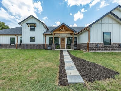 403 Polk Road, Bowie TX 76230