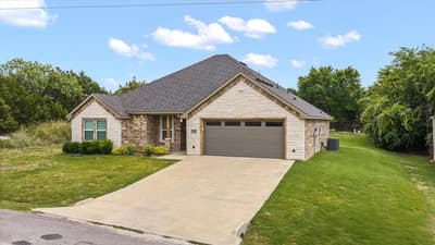 2309 Christine Drive, Granbury TX 76048