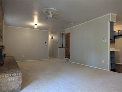 411 Baylor Drive, Arlington TX 76010 - Photo 4