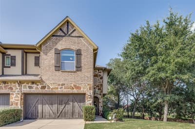 1017 Brook Hollow Drive, Euless TX 76039