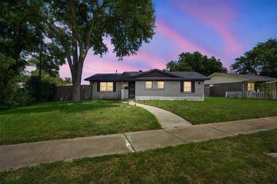 222 Rockaway Drive, Duncanville TX 75116