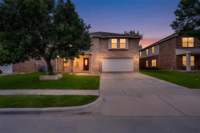 653 Condor Trail, Saginaw TX 76131