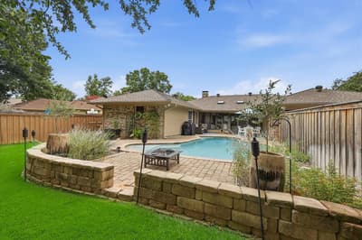 2816 N Creekwood Drive, Grapevine TX 76051 - Photo 2