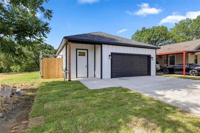 1818 E Tucker Street, Fort Worth TX 76104 - Photo 2