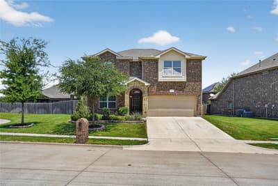 2 Mapleridge Drive, Edgecliff Village TX 76134