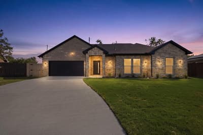 1038 Barton Avenue, Glenn Heights TX 75154