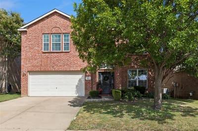 10212 Pear Street, Fort Worth TX 76244