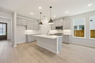 404 Brooklawn Avenue, Little Elm TX 75068 - Photo 5