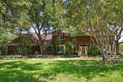 2520 Norwood Drive, Hurst TX 76054