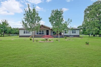 923 County Road 2415, Honey Grove TX 75446