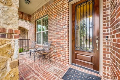 610 Enfield Drive, Frisco TX 75036 - Photo 2