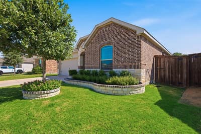 3504 Maroon Creek Road, Aubrey TX 76227 - Photo 2