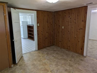 411 S Bradshaw Street, Denton TX 76205 - Photo 5