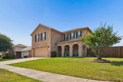 1825 Lynnwood Hills Drive, Fort Worth TX 76112